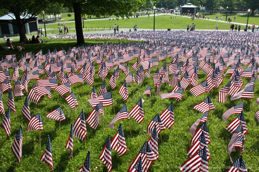 02-Boston-Memorial-Day-33000-Flags