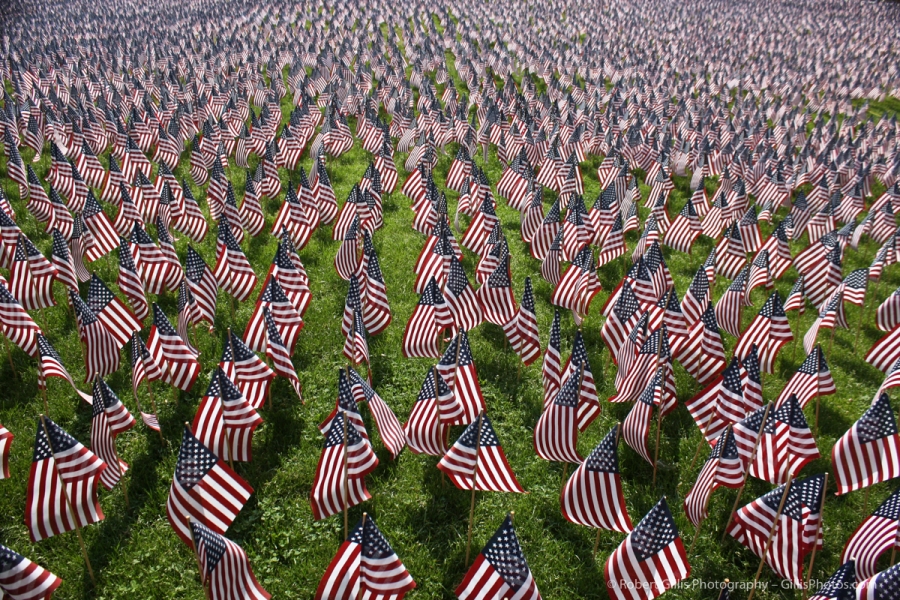 09-Boston-Memorial-Day-33000-Flags