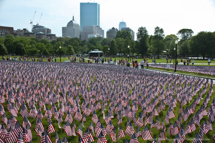 11-Boston-Memorial-Day-33000-Flags