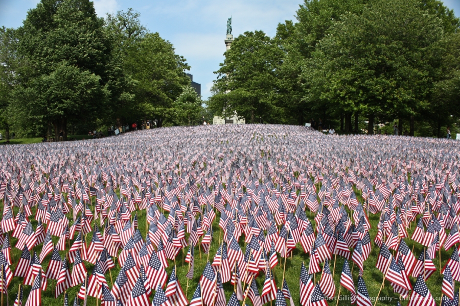 19-Boston-Memorial-Day-33000-Flags