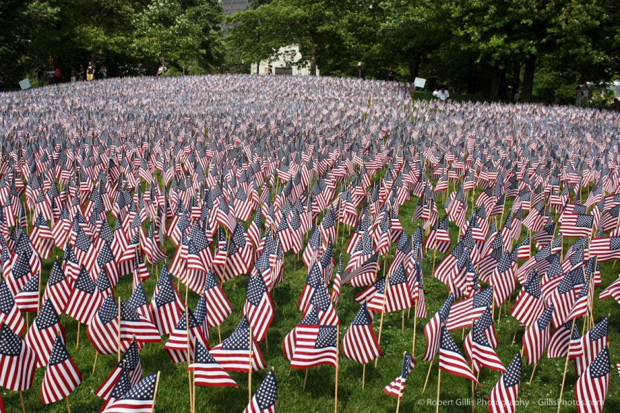20-Boston-Memorial-Day-33000-Flags