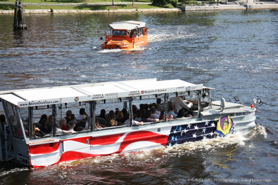 06 Boston Duck Tours Back Bay Bertha and Old Gloria