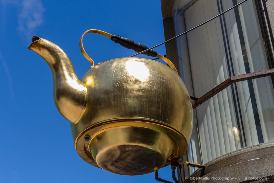 10 Government Center Teapot