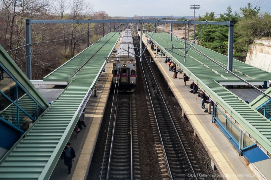 40 MBTA - Route 128 Station from above