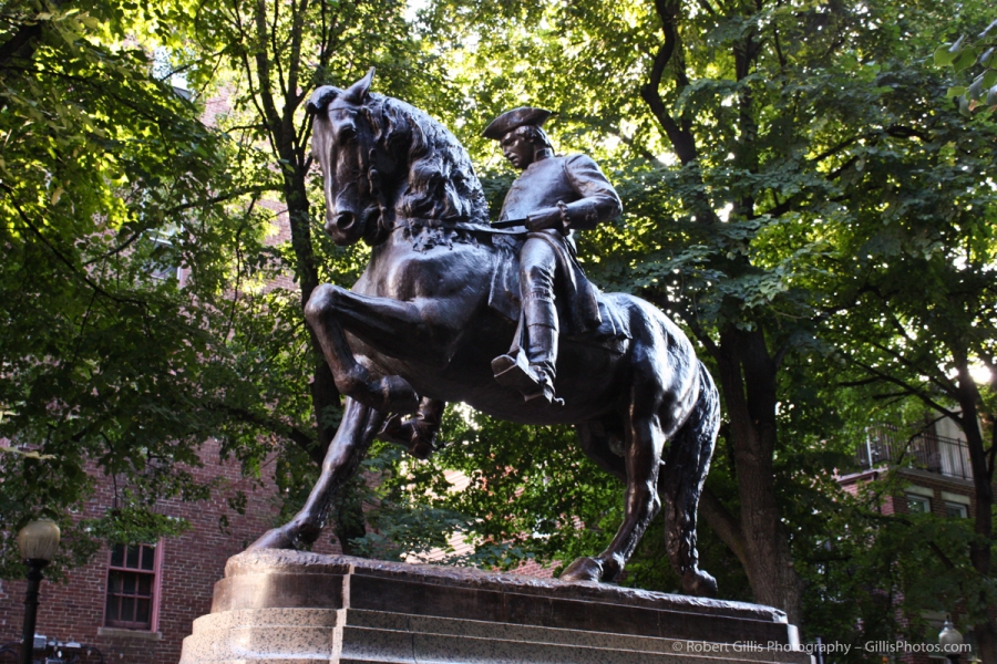 25 North End - Paul Revere Statue