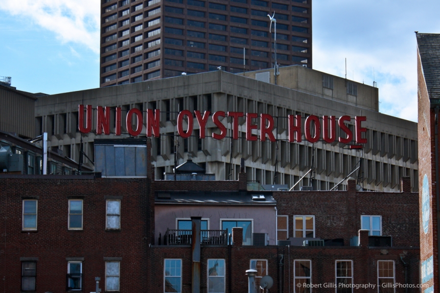 38 Union Oyster House Sign