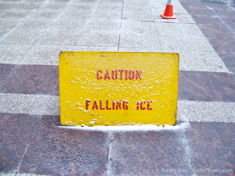01-Winter-Falling-Ice-Sign