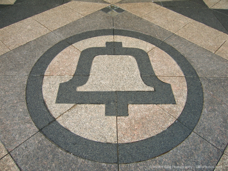 11 Boston Other - Famous New England Telephone Bell Logo At 185 Franklin Street