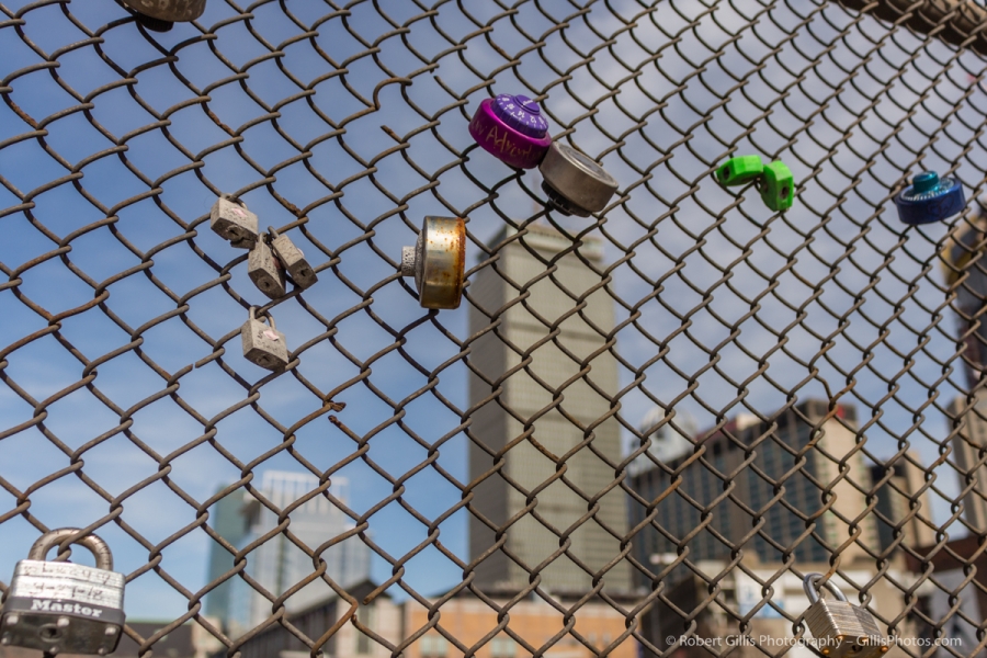 10-Boston-Back-Bay-Mass-Avenue-Bridge-Locks-Of-Love