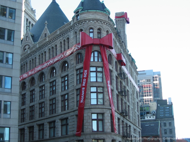 07 Boston Skyline - Beale Building With Christmas Bow