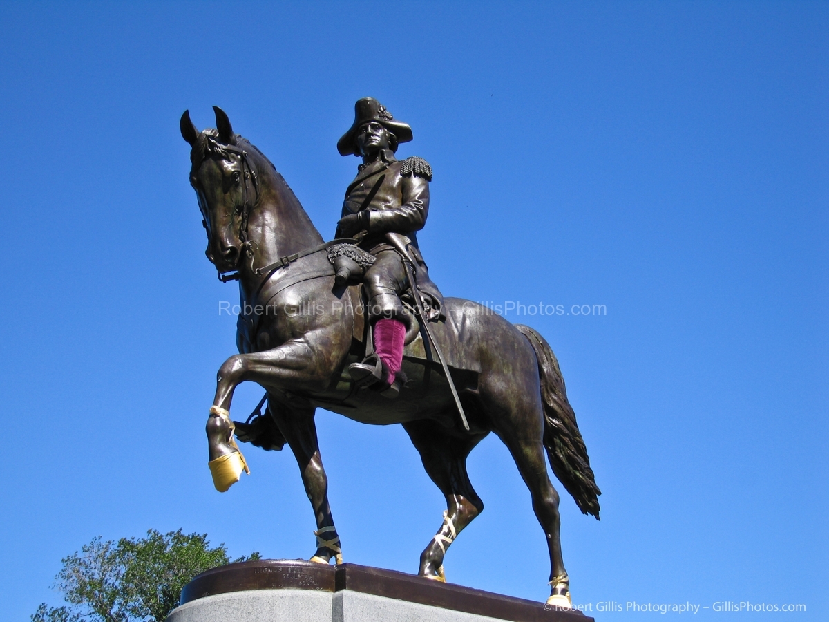 09 Boston Sneakers on Statues - George Washington