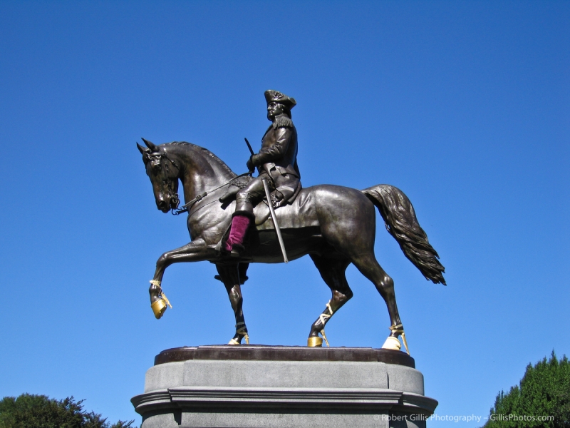 08 Boston Sneakers on Statues - George Washington