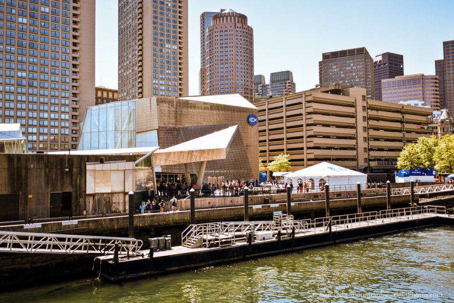41 Boston Waterfront - New England Aquarium