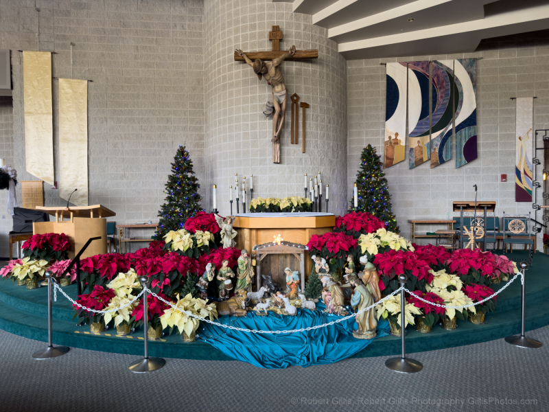 41-Holiday-Church-La-Salette-at-Christmas