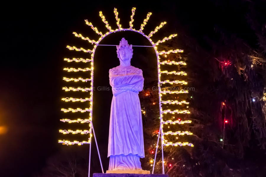 124 La Salette at Christmas