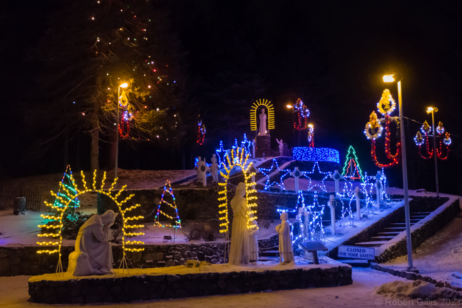 151-La-Salette-at-Christmas