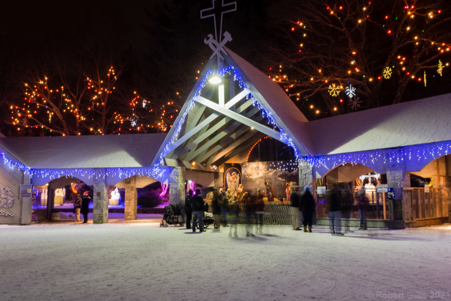 153-La-Salette-at-Christmas