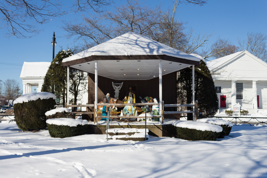 73-Nativity-Foxboro-In-Snow-Day
