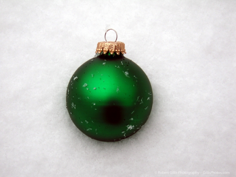 09 Christmas Still Life - Green Christmas Ornanament In Snow