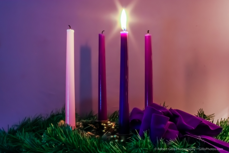19 Christmas Still Life - Traditional Advent Wreath - One Candle Lit