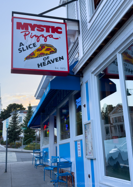 020-Connecticut-Mystic-Pizza