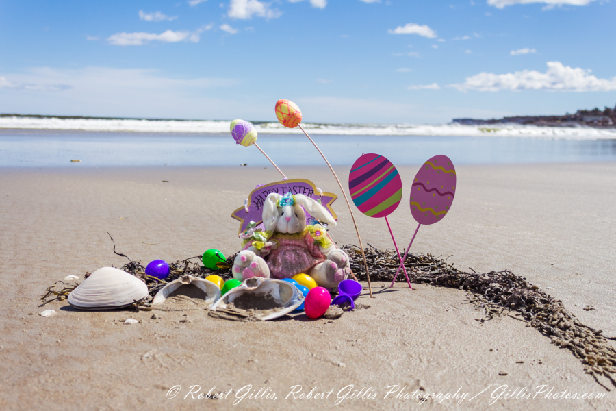 38-Easter-Bunny-And-Happy-Easter-At-Oqunquit-Beach
