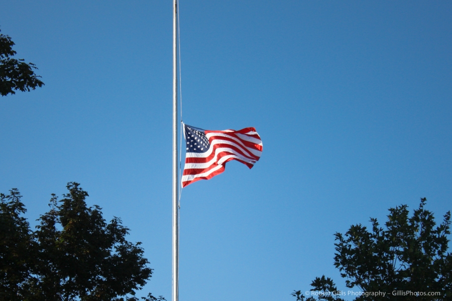 10 America - US Flag at half staff