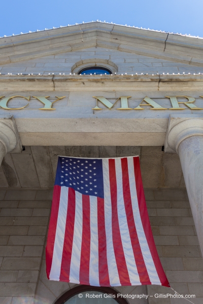 32 Quincy Market - American Flag
