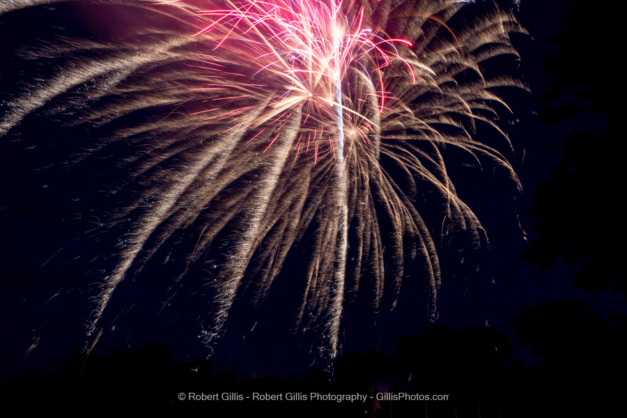 055-Fireworks-Display-Foxboro-Founders-Day-2017