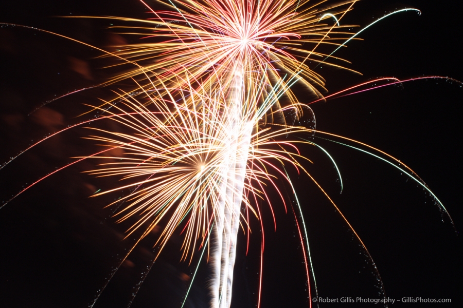 004 Fireworks Display - Foxboro Founders Day 2012