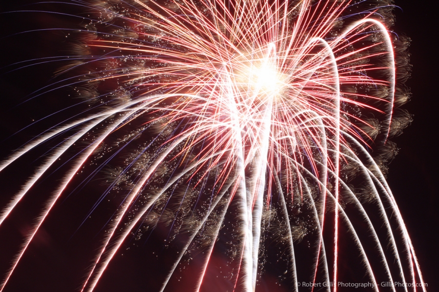 005 Fireworks Display - Foxboro Founders Day 2012