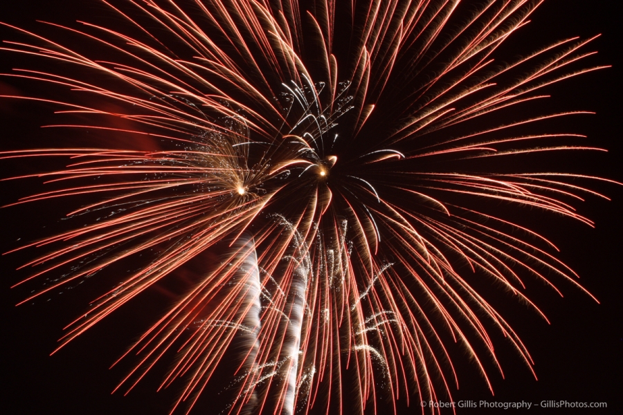 008 Fireworks Display - Foxboro Founders Day 2012