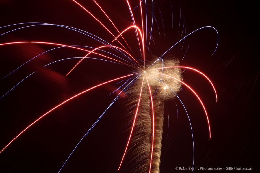 009 Fireworks Display - Foxboro Founders Day 2012