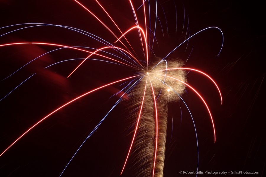 009 Fireworks Display - Foxboro Founders Day 2012