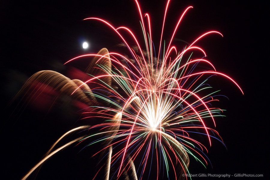028 Fireworks Display - Foxboro Founders Day 2014