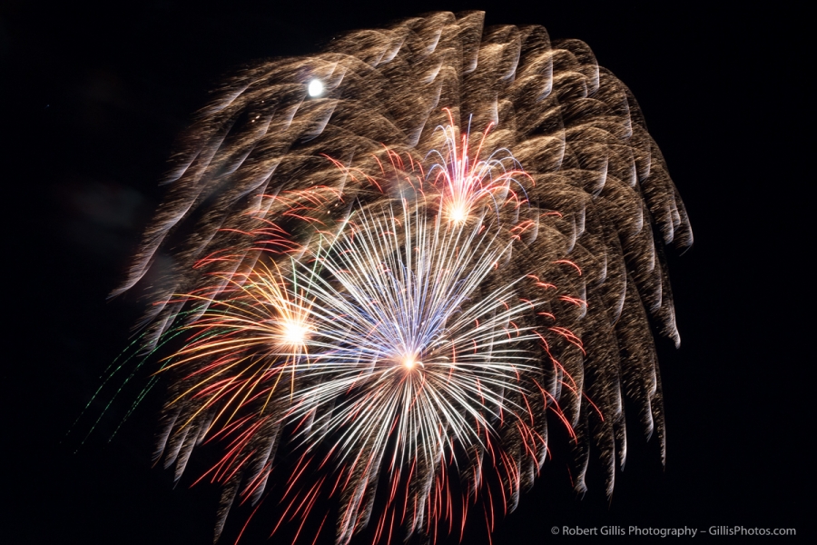 029 Fireworks Display - Foxboro Founders Day 2014