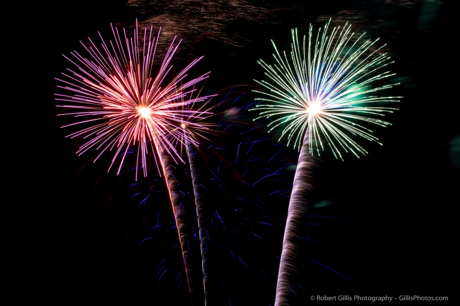 053 Fireworks Display - Hingham 2016