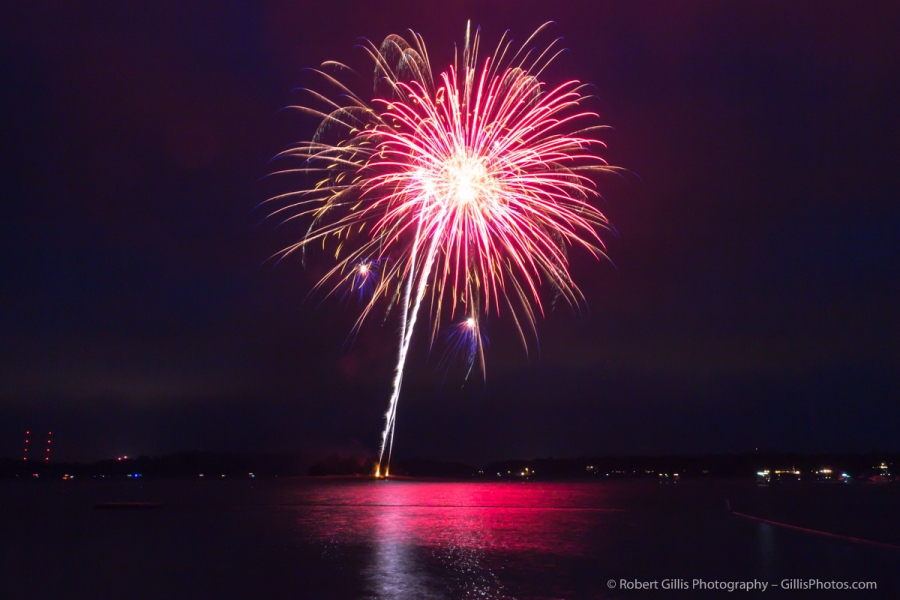 065 Fireworks Display - Hingham 2017