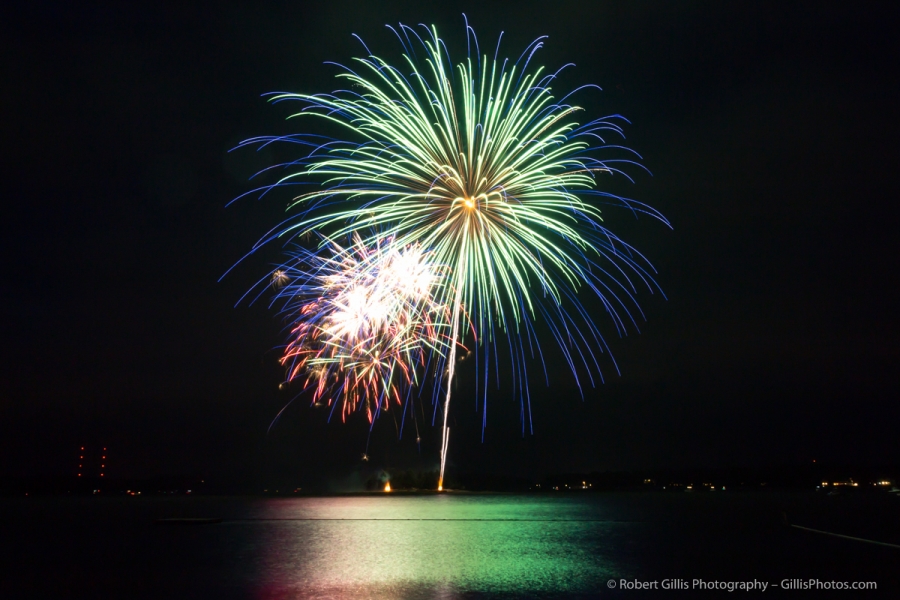 066 Fireworks Display - Hingham 2016