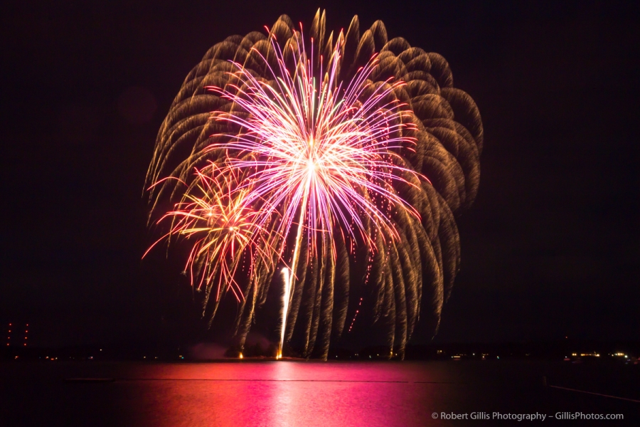 067 Fireworks Display - Hingham 2017