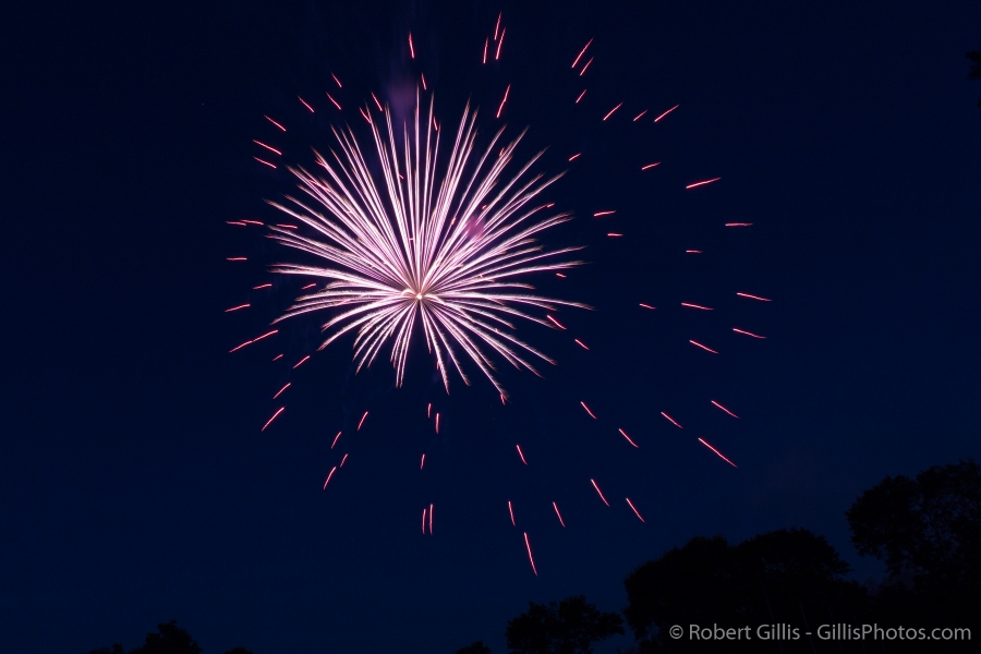 086-Fireworks-Display-Foxboro-Founders-Day-2019