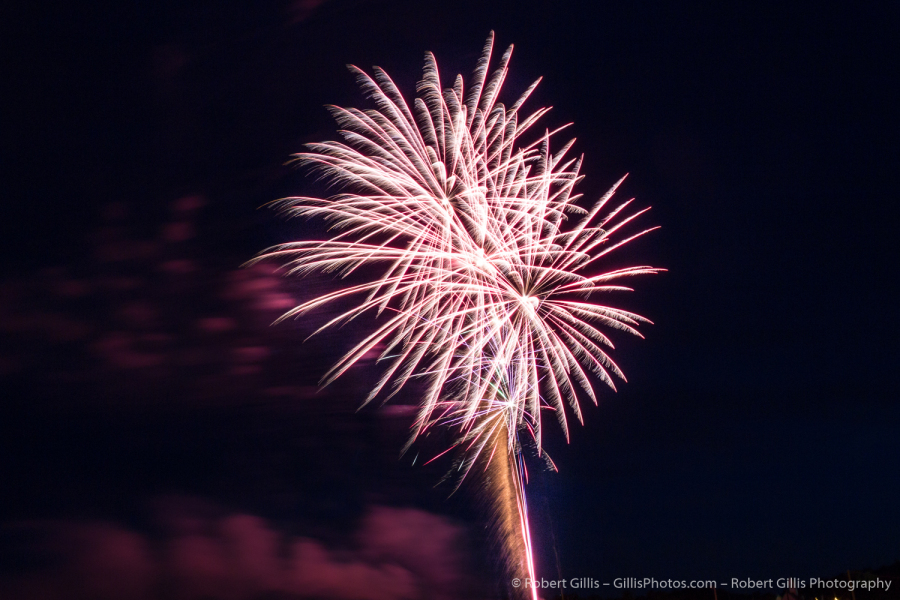098-Fireworks-Display-Ogunquit-2022