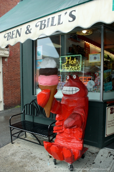 01 Bar Harbor - Bill and Ben Ice Cream Lobster