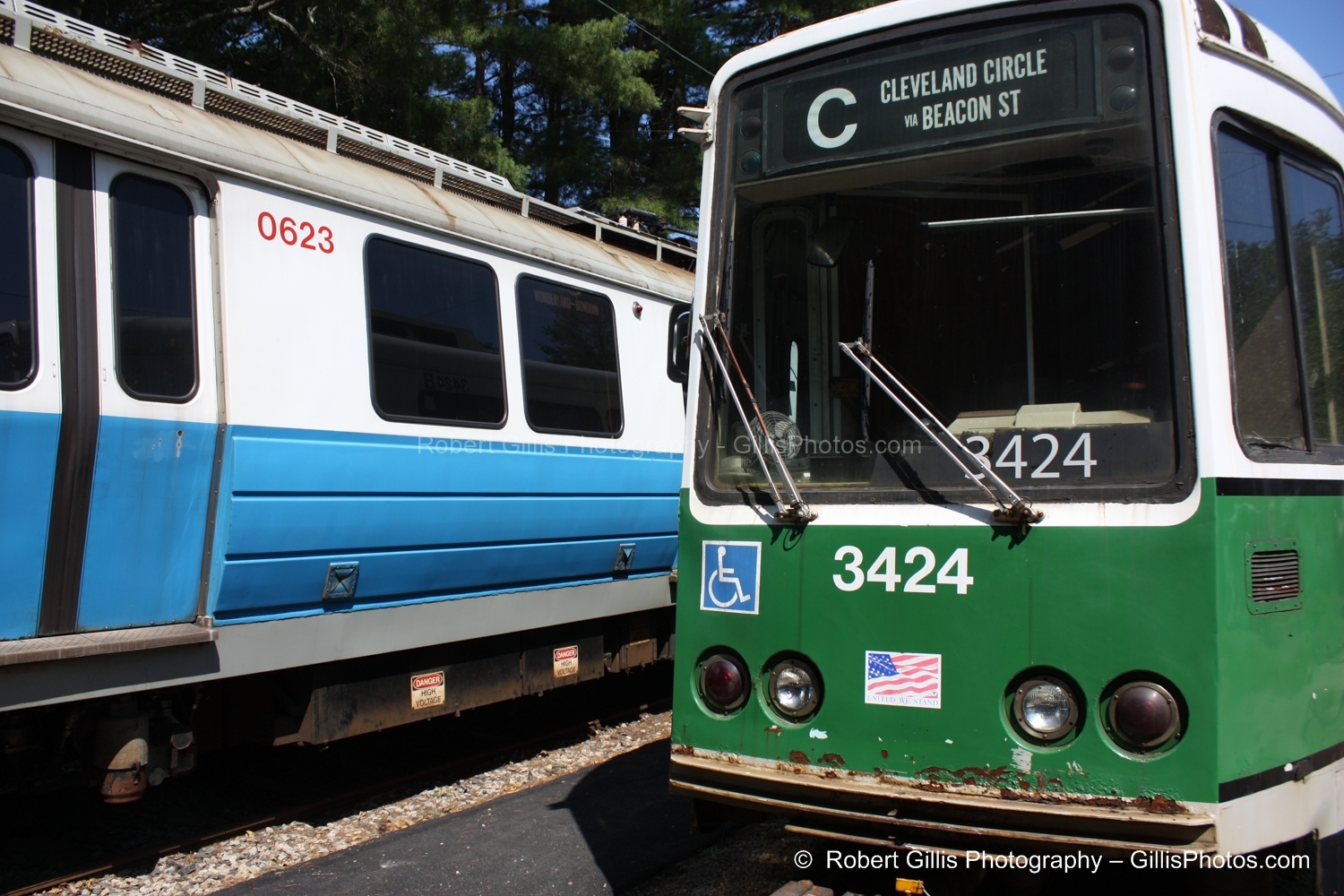 26 Seashore Trolley Museum - Blue Line 623 and Green Line 3424