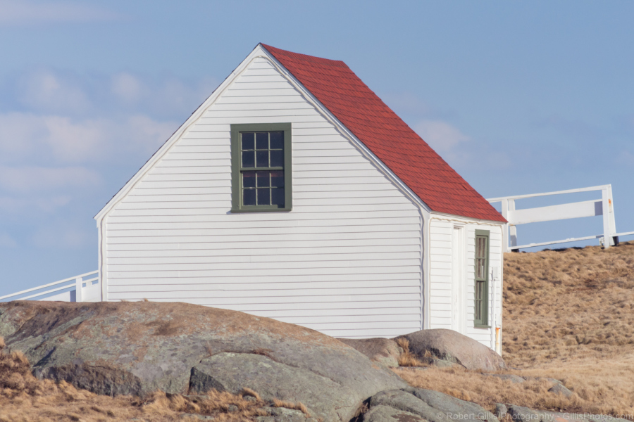 082-Cape-Neddick-Nubble-Lighthouse-Close-up-Building
