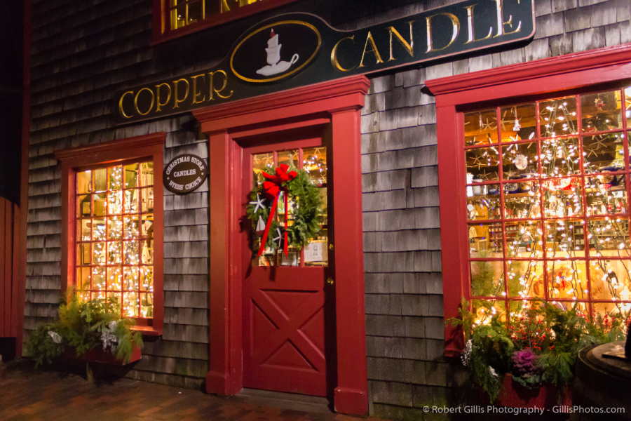 19-Kennebunkport-Christmas-Copper-Candle-Shop
