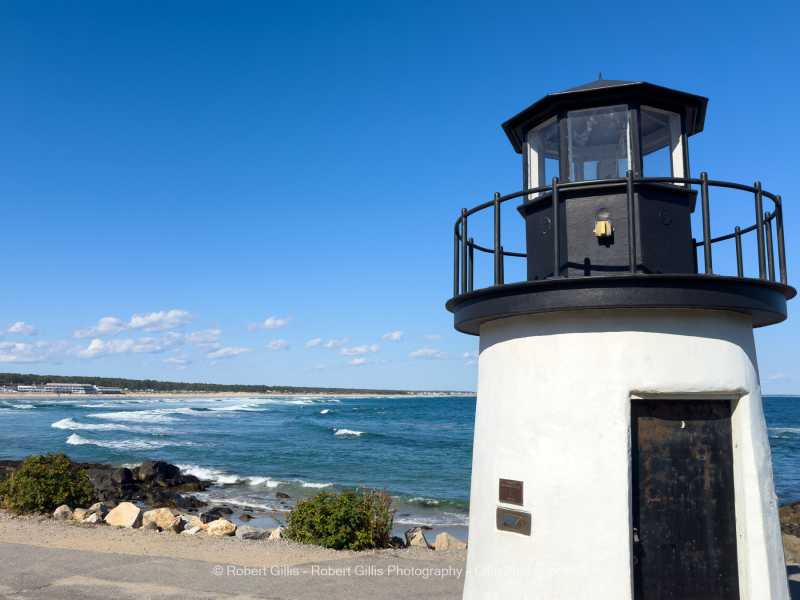 79-Ogunquit-Marginal-Way-Lobster-Point-Lighthouse