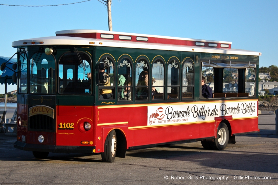 07  Ogunquit - Beach - Trolleys