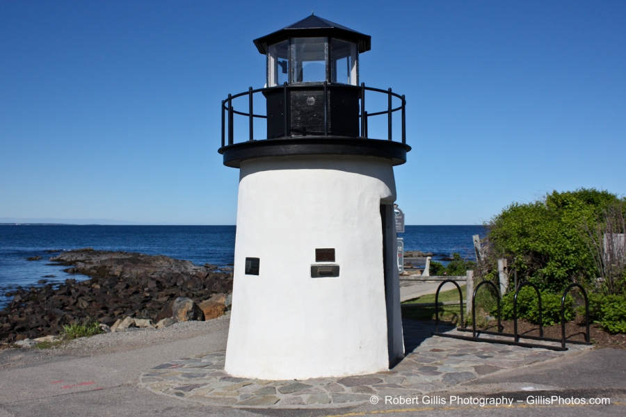 09  Ogunquit Marginal Way - Lobster Point Lighthouse