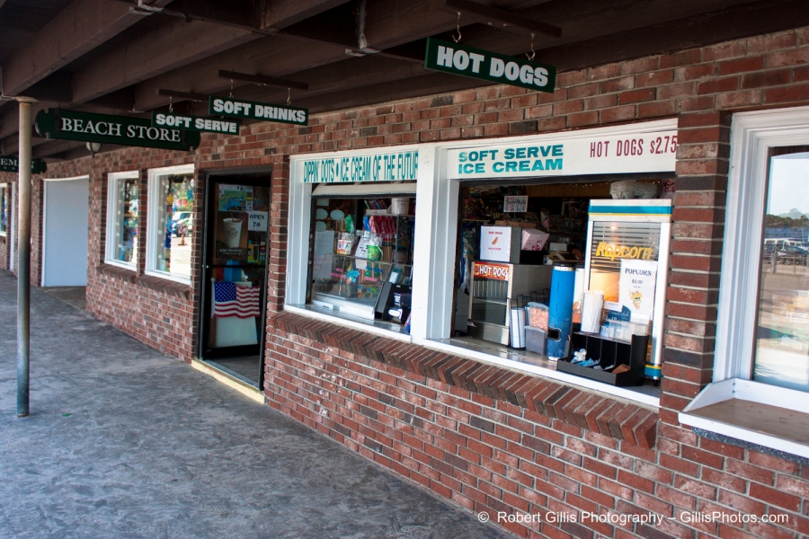 40 Ogunquit Beach - Beach Stores and Food Shops